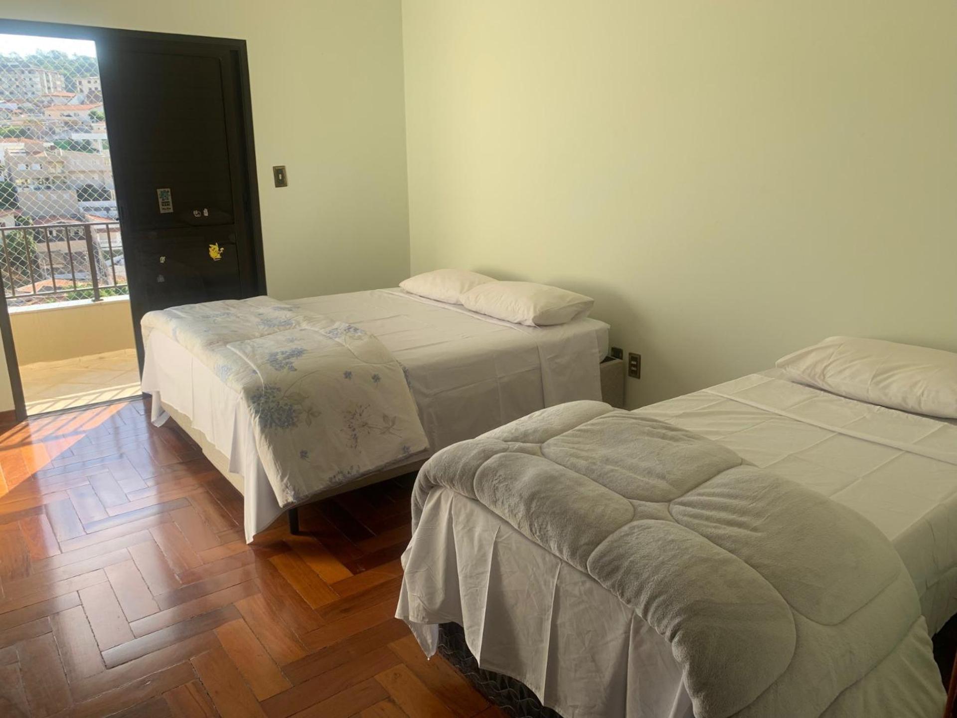 Апартаменты Apartamento Centro Серра-Негра Экстерьер фото
